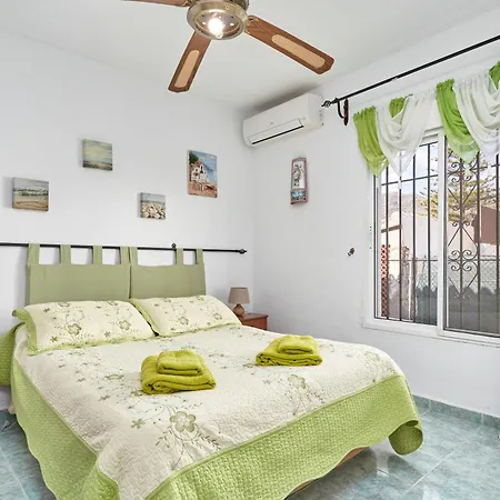 Charming Townhouse In Nueva Holiday home *