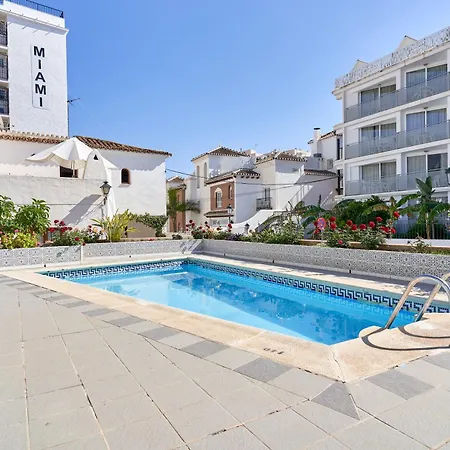 Дом отдыха Charming Townhouse In Nueva