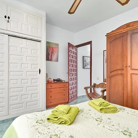 Charming Townhouse In Nueva * Nerja